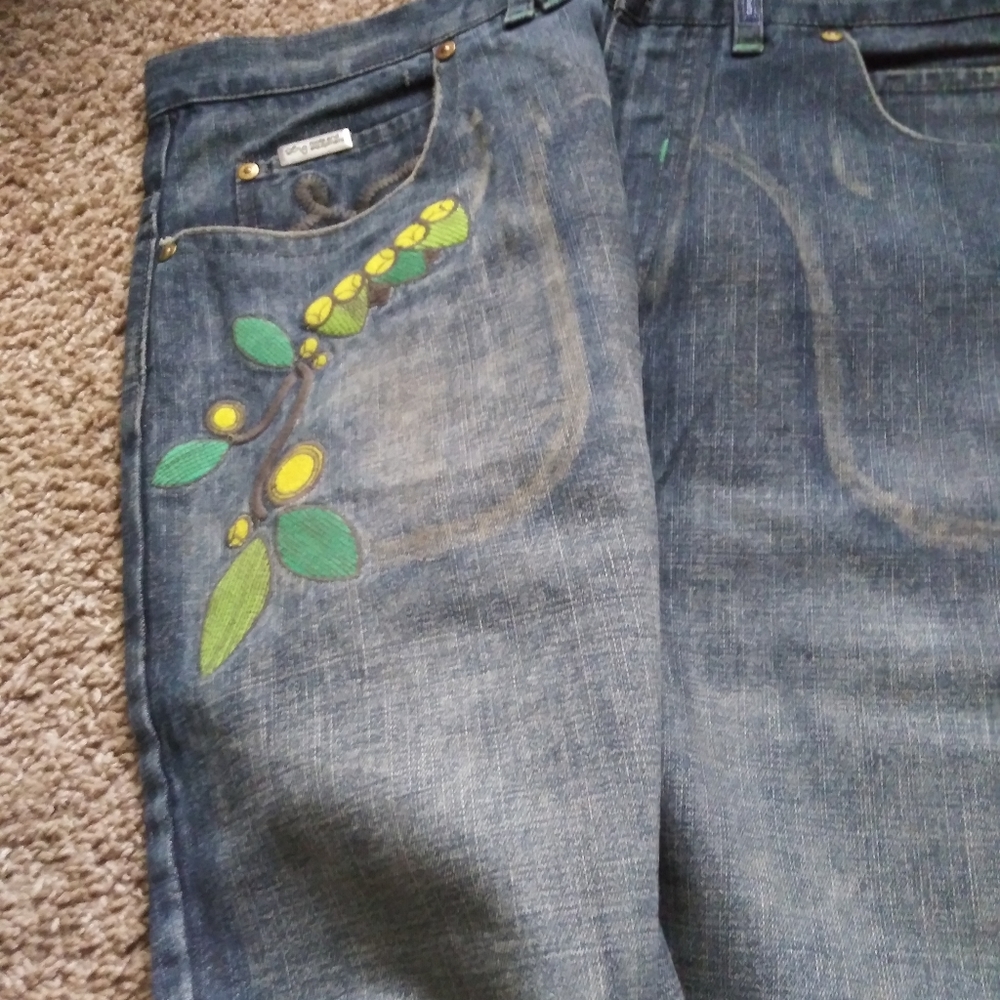 Vintage Classy Lrg Jeans Tru Heads Know!!